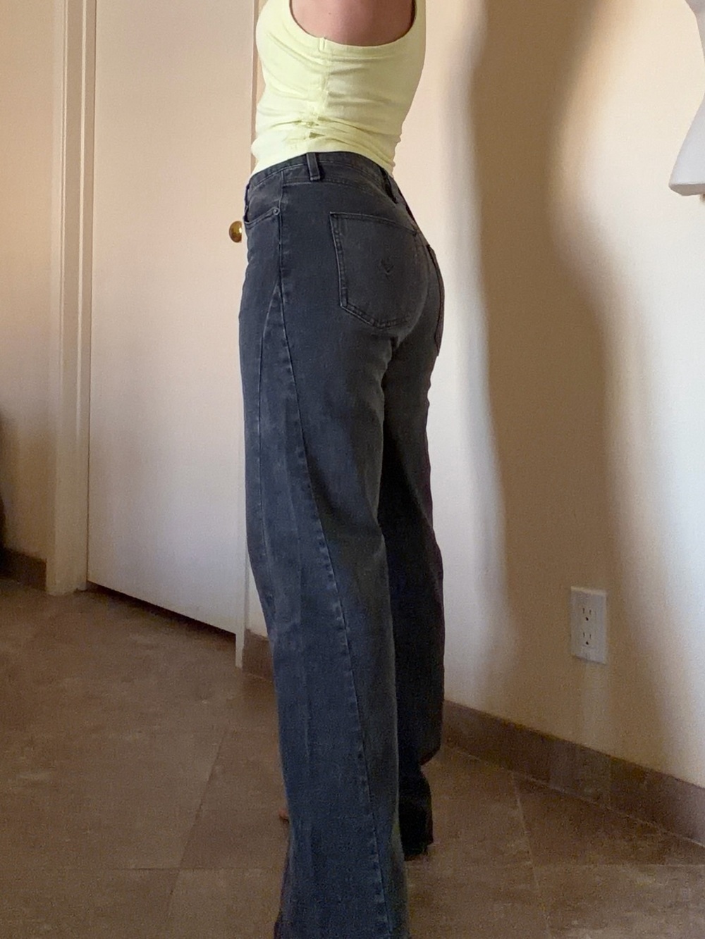 Hudson NWT Black Wash Wide Leg Jeans Size 4 - Picture 7 of 17
